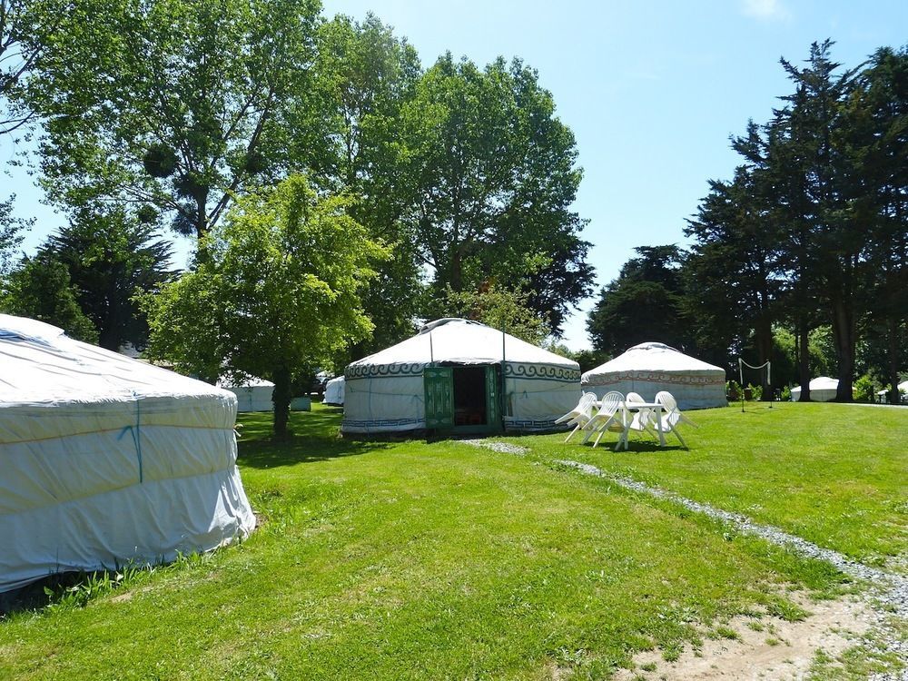Camping Kerlaudy Mer Et Yourtes Plouenan Exterior photo